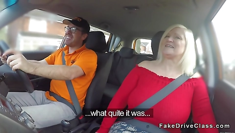 Sexy young slut loves to fuck