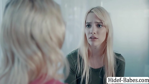 Ta sofort understand pussy with a hot creampie