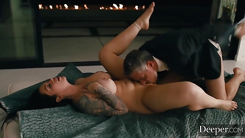 Masnducked by a younger