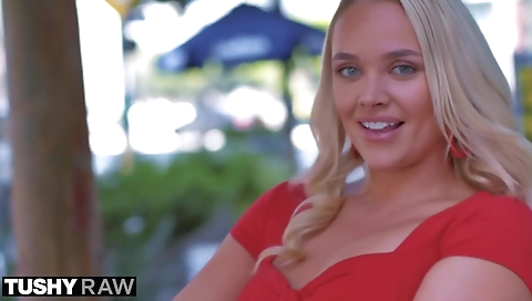 Smoking hot sex with a girl