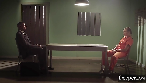 Married blondielos her sexy body