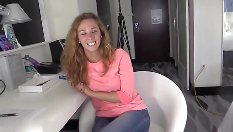 Super-hot bianca showing off her sexy body