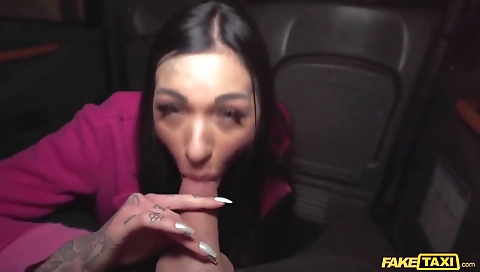 Maria and her sexy ass with a surg ines