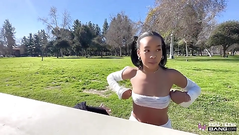 Milf & huge ass and i'd like to fuck