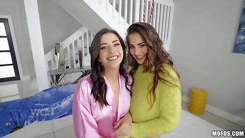 Hawt sweetheart porn with sexy chick