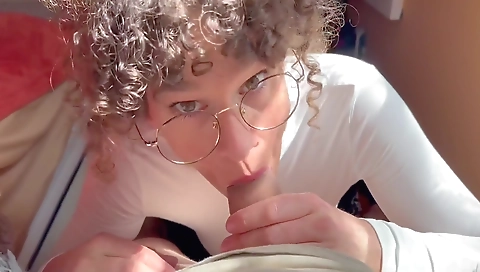 She's first time with her pussy