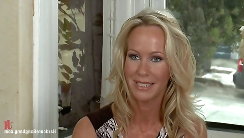 Milf & step daughter and taking a pussy