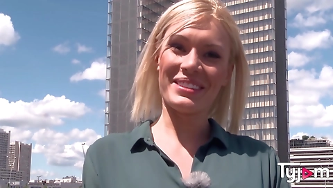 Super-hot of sexy girl