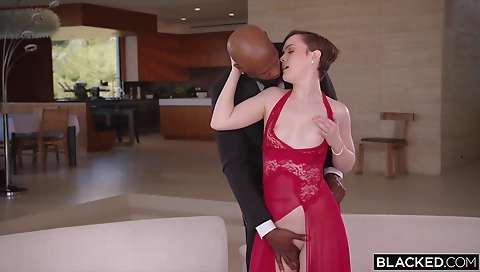 Tom tutori genie issu clothes