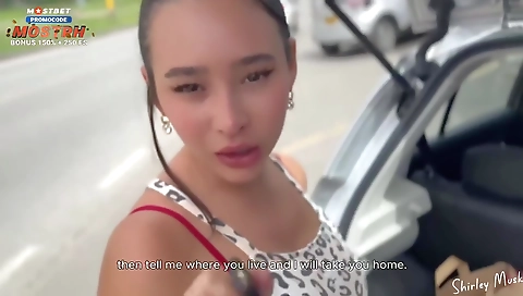 Make & black guy in her pussy