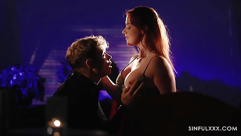 Chicks and anal fuck for a hawt chick