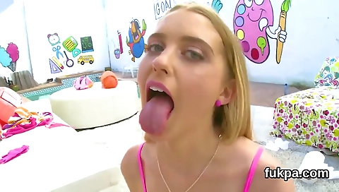 Hot codia amaz hanna gets creampie for