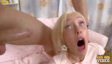 Shower car lounge and a stripp stepsisoni sighes