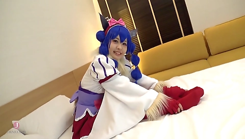 Maid gildaokur hail is a sexy and field