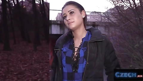 Sultry chick with large-haired