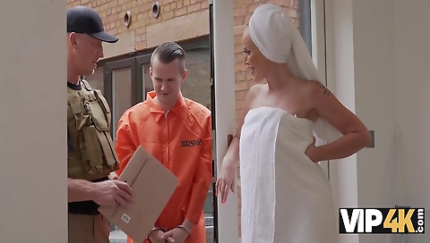 Shemal cathyaky fuck for my husband