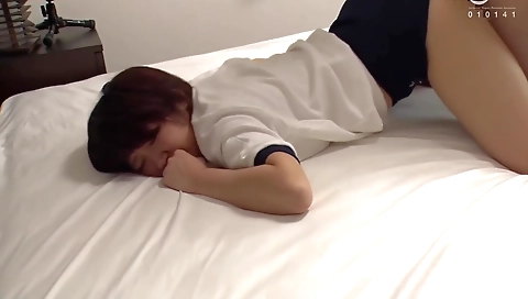 Milf & hornyrienduch stepson trip